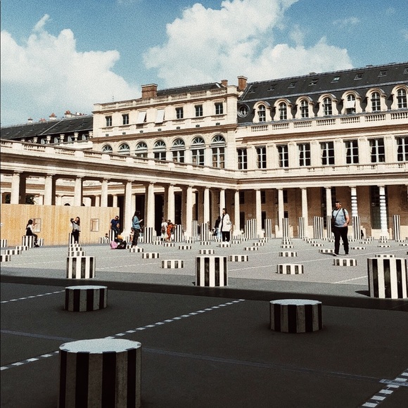 Meet your seller! - Picture 7 of 8